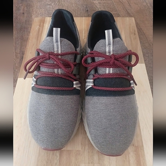 Kids Casual Athletic Sneakers - Picture 9 of 12